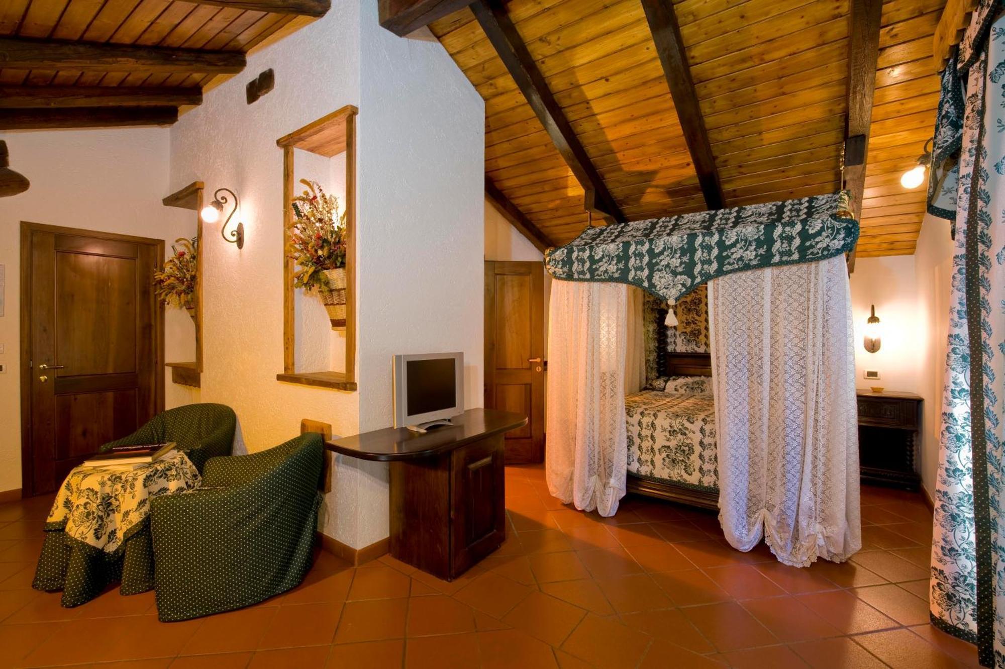 Hotel Milleluci Aosta Pokoj fotografie
